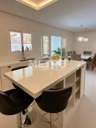 Imagem Casa para locação no Alphaville, com 2 pavimentos, planejados, piscina