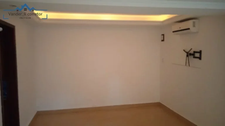 Imagem Casa Residencial à venda na região central de Foz do Iguaçu PR