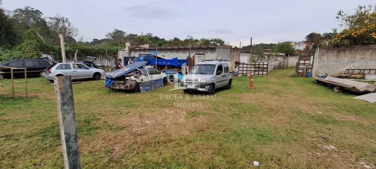 Imagem Terreno de 3.323m², Plano, Galpão pequeno, Saída para esgoto no Sampaio Vidal, Mauá-SP