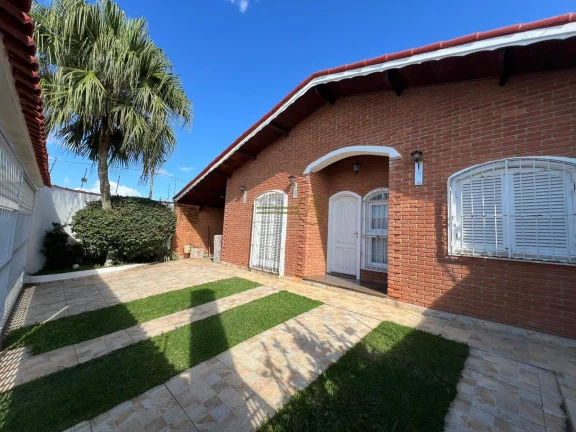 Imagem Casa térrea à venda esquina dois lotes e com Edícula Bairro Oásis Peruíbe