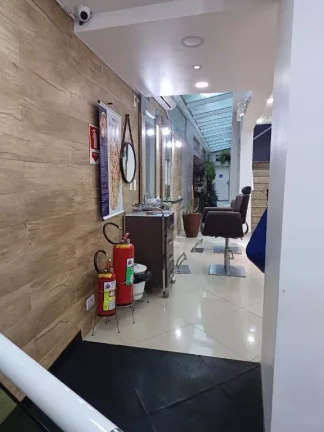 Imagem Sobrado com 4 dormitórios à venda, 250 m² por R$ 750.000,00 - Vila Amorim - Suzano/SP