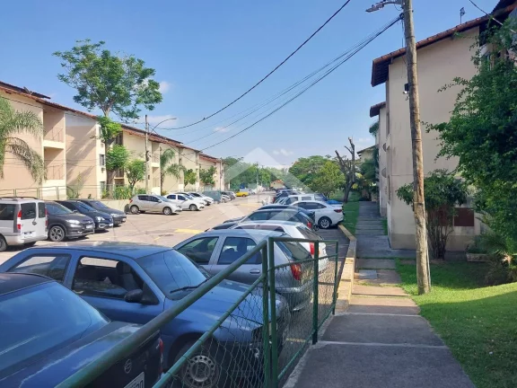 Imagem Alugo apartamento no Condomínio Toulon