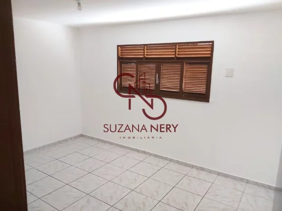 Imagem CASA COM 3 QUARTOS EM BARRO VERMELHO - NATAL