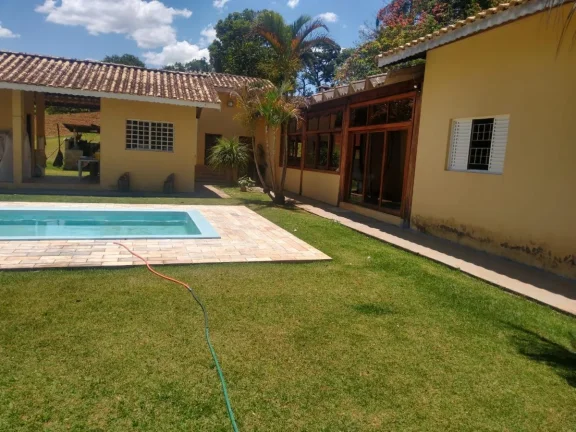 Imagem Sítio para Venda em Tuiuti, Rural, 3 dormitórios, 1 suíte, 4 banheiros, 10 vagas
