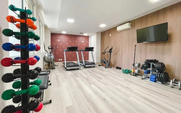 Imagem Apartamento mobiliado com 2 suítes e 2 vagas de garagem na Praia Brava em Itajaí