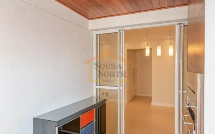 Imagem Apartamento com 82 m², com 2 dormitórios, sendo 1 suite, 3 banheiros, varanda, armários nos dormi...