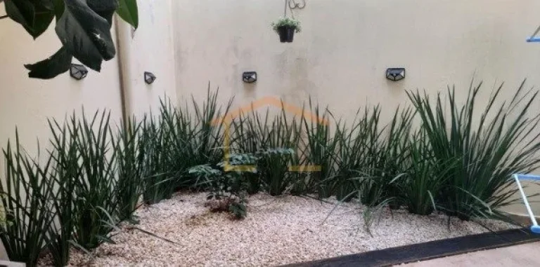 Imagem Sobrado lindo e totalmente reformado por dentro, com acabamento moderno e cheio de armários planeja...