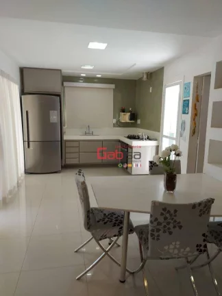 Imagem Casa com 3 dormitórios à venda, 250 m² por R$ 2.200.000 - Palmeiras - Cabo Frio/RJ