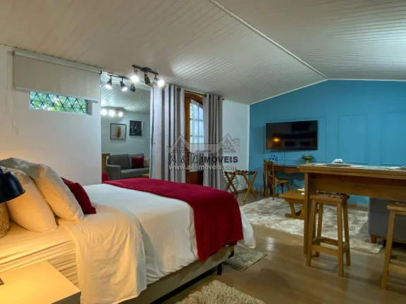 Imagem Studio à Venda em Campos do Jordão — Jaguaribe, Mobiliado e com Jardim