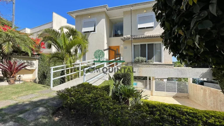 Casa com 4 Quartos à Venda, 502 m² em Chácara Do Refúgio - Carapicuíba