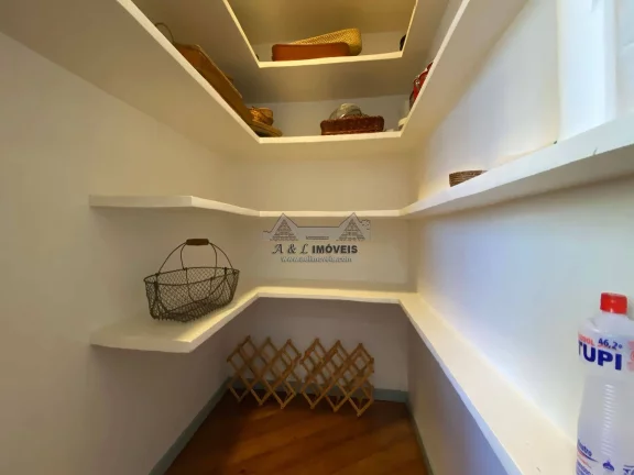 Imagem Casa à venda em Campos do Jordão – Com Vista exuberante da natureza