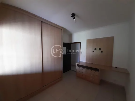 Imagem Casa a Venda com Localização Privilegiada. Ótima Para Investidores.!!