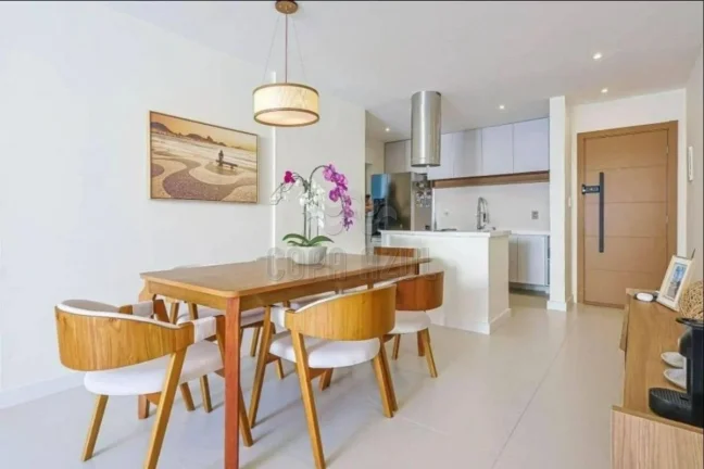 Imagem Copacabana - Residencial › Apartamento com 3 quarto(s) a Venda