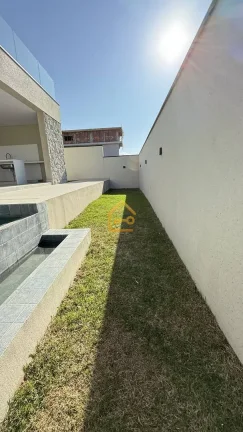 Imagem Casa 3 dormitórios ( 3 suítes), 4 vagas, Urbanova, Sjc.
