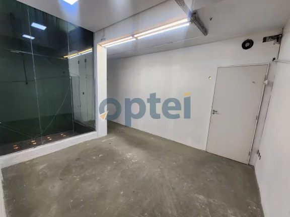 Imagem Salão/ loja comercial de 280m2 na Avenida Kennedy no bairro Jardim do Mar em São Bernardo do Campo 2 vagas de garagem na frente