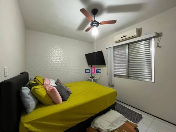 Imagem Apartamento com 2 dormitórios à venda, 65 m² por R$ 290.000 - Vila Matias - Santos/SP