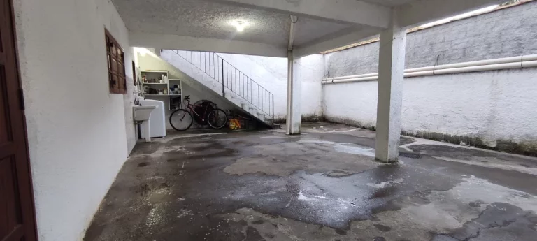 Imagem Encantadora Casa com 3 Dormitórios em Albuquerque - Oportunidade Imperdível por R$ 510.000