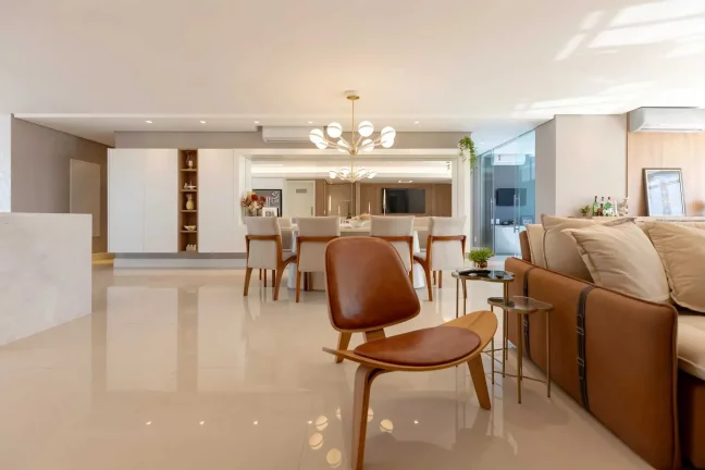 Imagem Apartamento Quadra Mar - Alto padrão, Finamente Mobiliado e Decorado em Balneário Camboriú