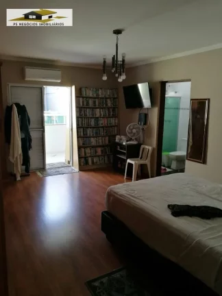 Imagem Sobrado Padrão para Venda em Vila Deodoro São Paulo-SP