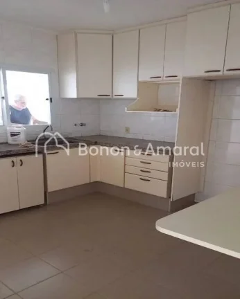 Imagem Ãtima casa Ã  venda na regiÃ£o do Galleria shopping.
SÃ£o 550 mÂ² de terreno, 252 mÂ² de construÃ§Ã...