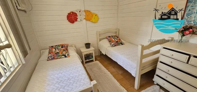 Imagem Casas para Alugar Temporada Juquehy - lado direito da praia, piscina e churrasqueira, 2 vagas 3 dorm,1 suíte, máx. 10 pessoas | Juquehy Imobiliária