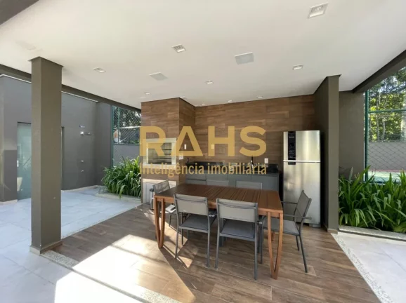 Imagem Amplo Apartamento no América Excelente apartamento no 17° andar, composto por uma sacada espaçosa...