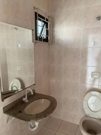 Imagem Sobrado no Boqueirão - Frente para Rua - R$530 mil
