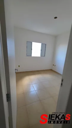 Imagem Casa à venda em São Paulo-SP, Parque Guaianazes: 2 quartos, 1 sala, 2 banheiros, 3 vagas de garagem, 65,00 m² de área.
