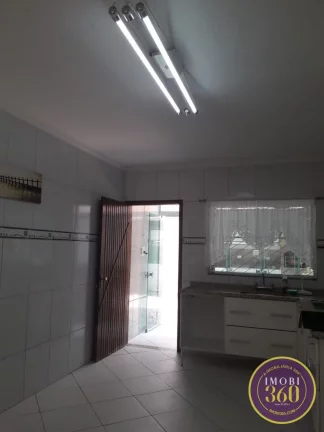 Imagem Sobrado à Venda em Guilhermina Esperança, São Paulo - SP