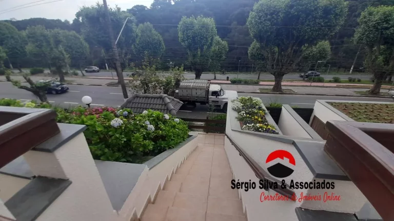 Imagem Apartamento a Venda na Região do Capivari em Campos do Jordão -SP.
