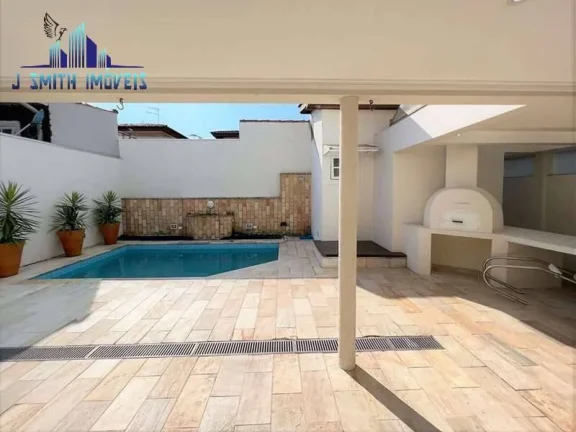 Imagem Casa 4 dorm/2sts, repleta de armários, piscina, gourmet, clube completo!