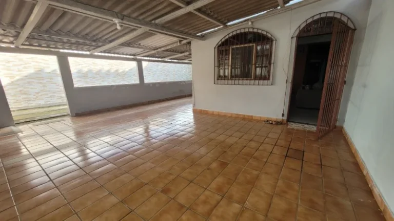 Imagem CASA RESIDENCIAL em SERRA - ES, DAS LARANJEIRAS