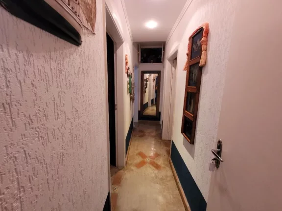 Imagem PITANGUEIRAS – CALÇADÃO, AMPLO APARTAMENTO COM 90 M² ÚTEIS, 01 VAGA DE GARAGEM NO PRÉDIO, LOCALIZAÇÃO PRIVILEGIADA.