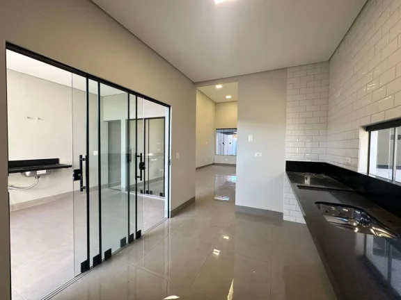 Imagem Casa de Alto Padrão com Piscina à Venda no Rita Vieira