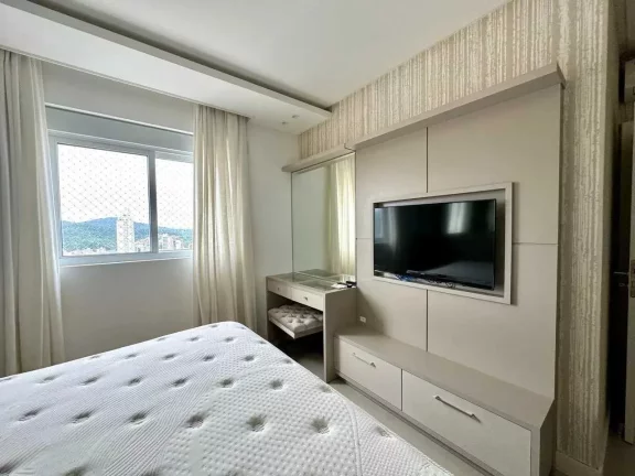 Imagem Apartamento decorado com 3 suítes e 3 vagas de garagem em Balneário Camboriú
