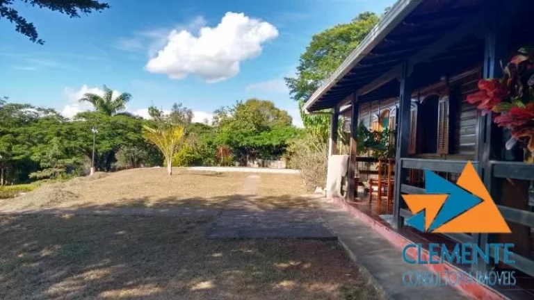 Imagem Sítio de 42.100 m2, área urbana, 3 casas, Sta Luzia-MG