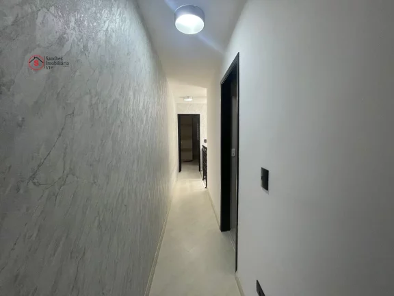 Imagem SOBRADO COM 3 DORMITÓRIOS, SENDO 3 SUÍTES, EM CONDOMÍNIO FECHADO NA VILA EMA. 161 METROS, 3 VAGAS DE GARAGEM.