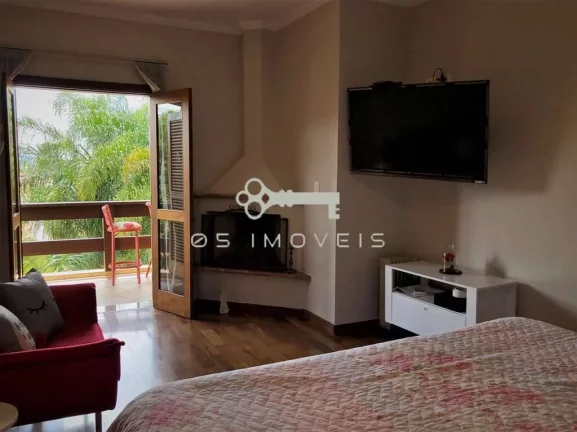Imagem Granja Viana II Glebas 4 e 5 - Casa com 04 suítes, gourmet, piscina!