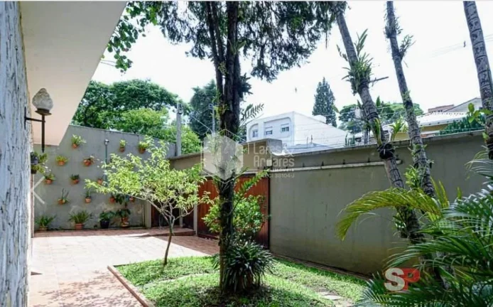 Imagem SOBRADO À VENDA COM 488 M², 4 SUÍTES, MÓVEIS PLANEJADOS, ESCRITÓRIO, 8 VAGAS E TERRAÇO GOURMET - JARDIM SÃO BENTO, SÃO PAULO, SP.