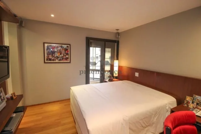 Imagem Apartamento 4 quartos, 3 suites, 5 vagas, 300 m²