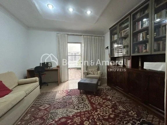 Imagem Casa térrea à venda no Jardim Santa Genebra, na melhor localização do bairro. O imóvel possui t...