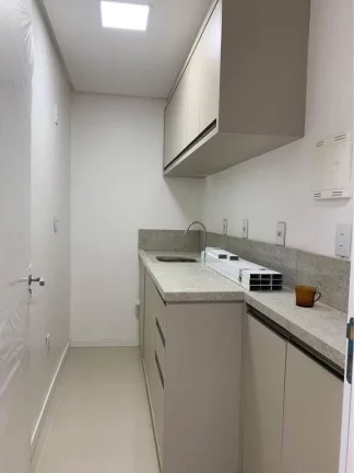 Imagem Cobertura com 2 quartos, 114m², à venda em Torres, centro
