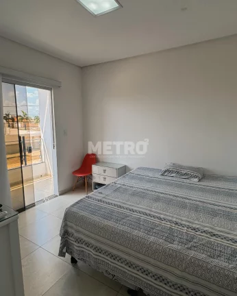 Imagem Casa com 3 suítes, master com closet e hidromassagem, Piscina, Área gourmet