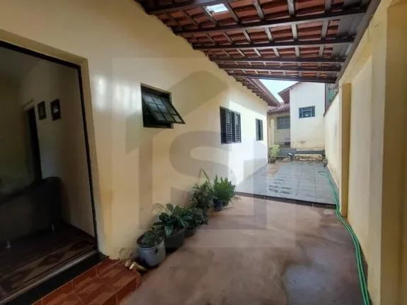 Imagem CA4019 - CASA A VENDA EM BOTUCATU - JARDIM PEABIRU