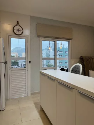 Imagem Apartamento a venda na Praia das Toninhas a poucos metros do mar