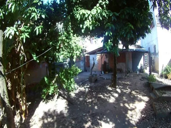 Imagem Carapina, Excelente imóvel e com localização privilegiada, área total 510,40 m², próximo a antiga Rinha de galo de carapina, exatamente na Rua Constante Nery. Terreno possui uma excelente area nos fundos propício para depósitos de material de construção,