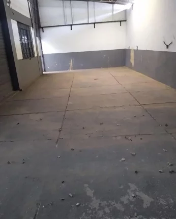 Imagem galpão com 400 m2 de área total FL26