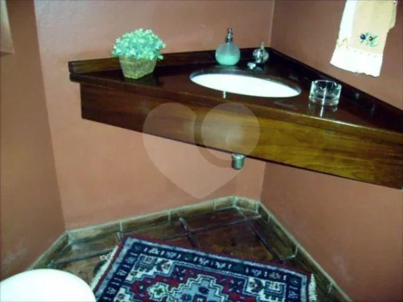 Imagem Casa à venda com 4 quartos, sendo 4 suítes, em Jardim Guedala, São Paulo - SP