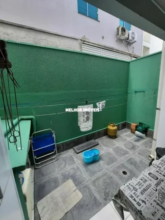 Imagem Sobrado Semi Mobiliado à Venda com 03 Dormitórios sendo 01 Suíte Localizado no bairro Nova Esperança Balneário Camboriú - SC