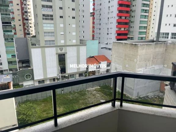 Imagem Apartamento á venda com 3 dormitórios no Centro de Balneário Camboriú -SC